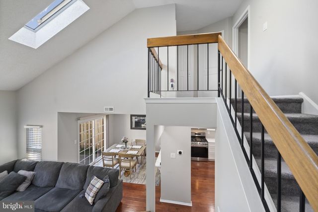 333 ERICSON CT, Mount Laurel, NJ 08054