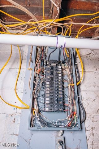 11 Sherman Street, Dennison, OH 44621