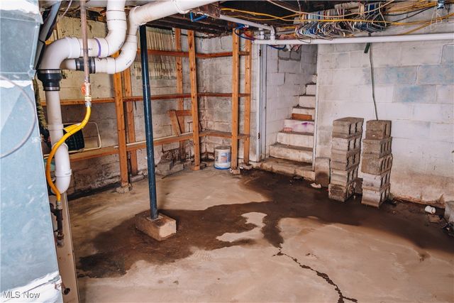 11 Sherman Street, Dennison, OH 44621