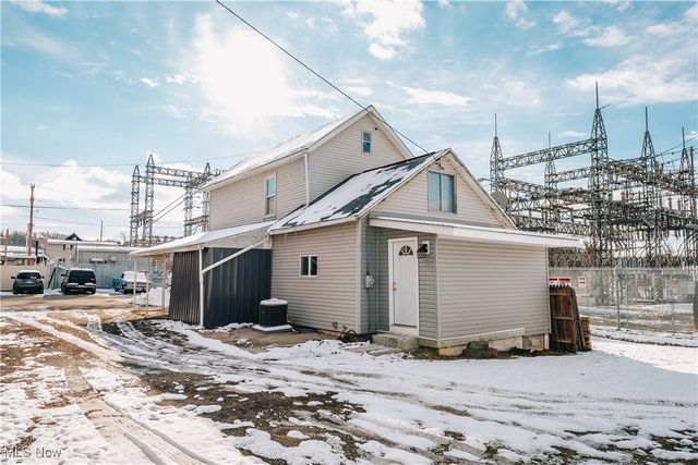 11 Sherman Street, Dennison, OH 44621