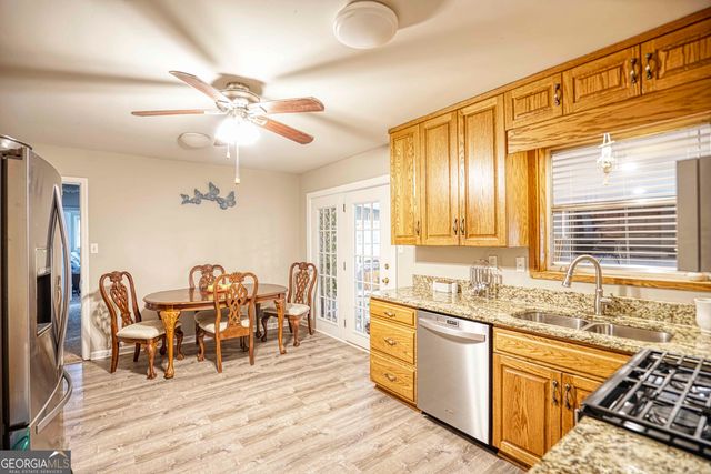 680 Sherwood Drive, Jonesboro, GA 30236