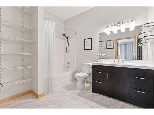 3310 Nicollet Avenue 102, Minneapolis, MN 55408