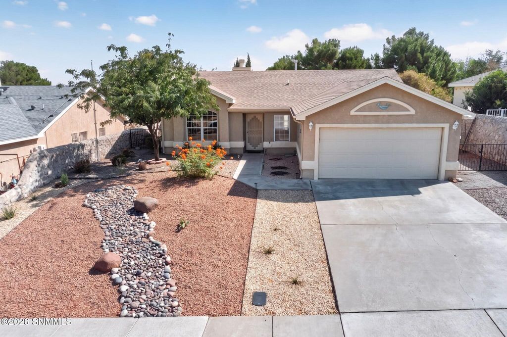 753 Scenic View Drive, Las Cruces, NM 88011