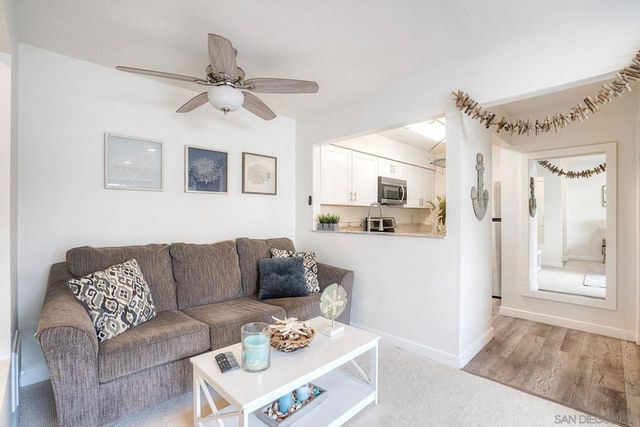 1337 Caminito Gabaldon H, San Diego, CA 92108