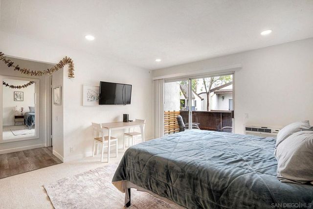 1337 Caminito Gabaldon H, San Diego, CA 92108