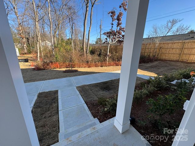 7013 Alpharetta Street 22, Charlotte, NC 28216