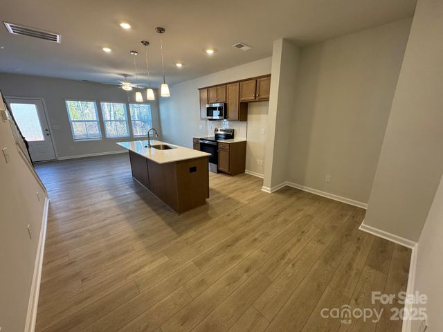 7013 Alpharetta Street 22, Charlotte, NC 28216