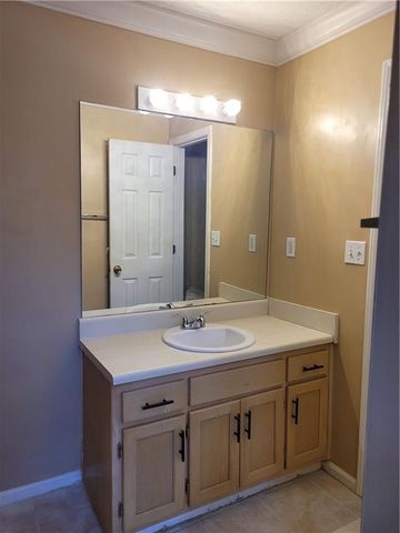 682 Monticello Lane, Mcdonough, GA 30253