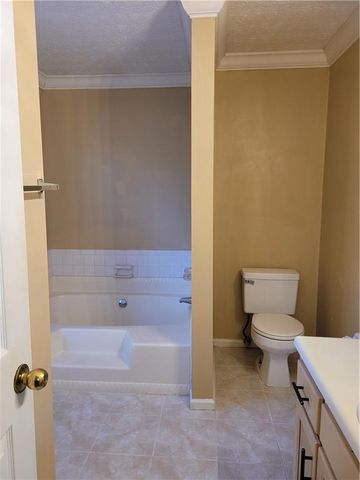 682 Monticello Lane, Mcdonough, GA 30253