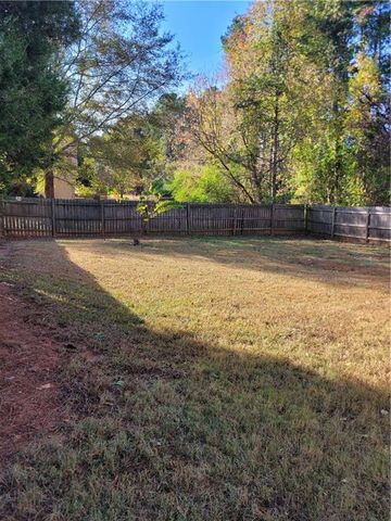 682 Monticello Lane, Mcdonough, GA 30253