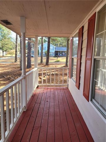 682 Monticello Lane, Mcdonough, GA 30253