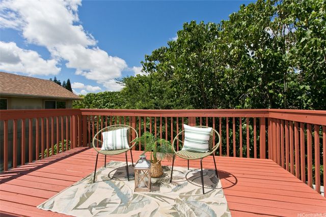 94-202 Loku Place 116, Waipahu, HI 96797