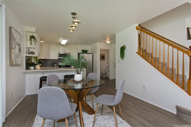 94-202 Loku Place 116, Waipahu, HI 96797