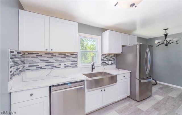 13815 Cranwood Park Boulevard, Garfield Heights, OH 44125