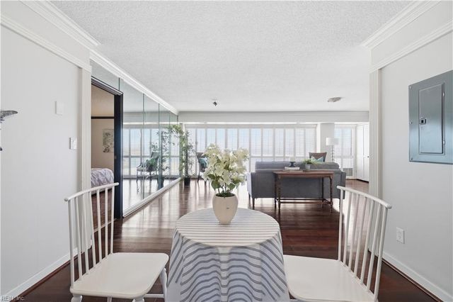4004 Atlantic Ave Apt 303, Virginia Beach, VA 23451
