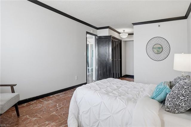 4004 Atlantic Ave Apt 303, Virginia Beach, VA 23451