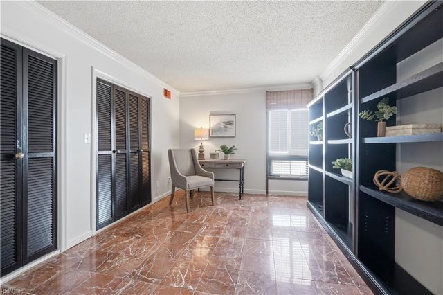 4004 Atlantic Ave Apt 303, Virginia Beach, VA 23451