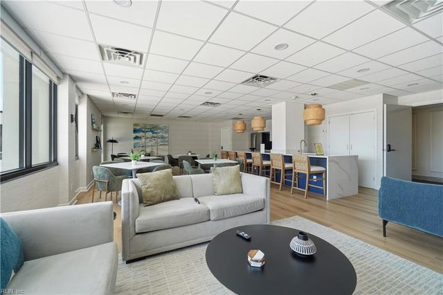 4004 Atlantic Ave Apt 303, Virginia Beach, VA 23451