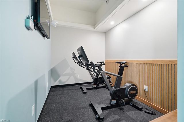 4004 Atlantic Ave Apt 303, Virginia Beach, VA 23451