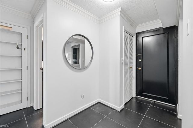 4004 Atlantic Ave Apt 303, Virginia Beach, VA 23451