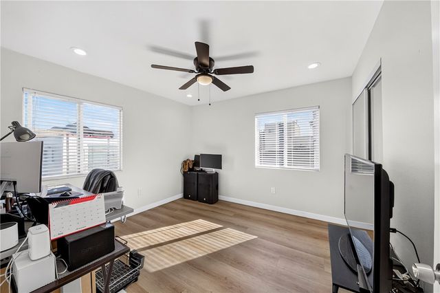 2027 W 75th, Los Angeles, CA 90047