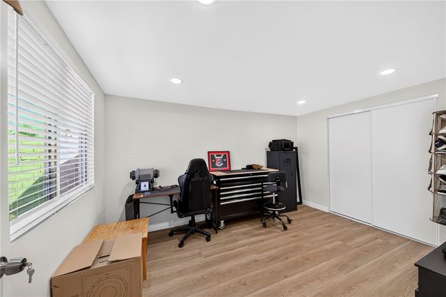 2027 W 75th, Los Angeles, CA 90047