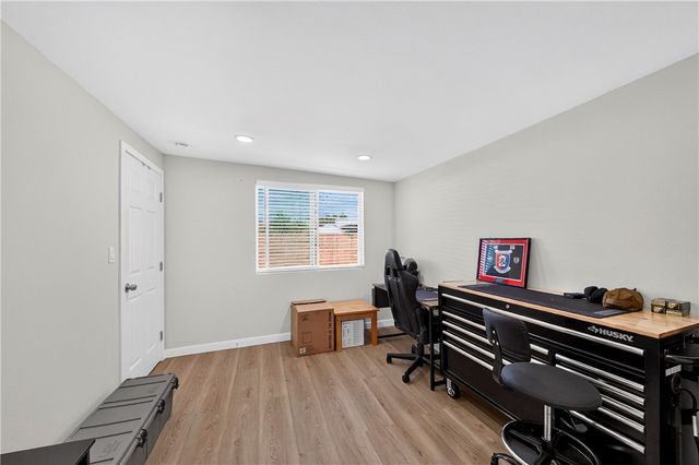 2027 W 75th, Los Angeles, CA 90047