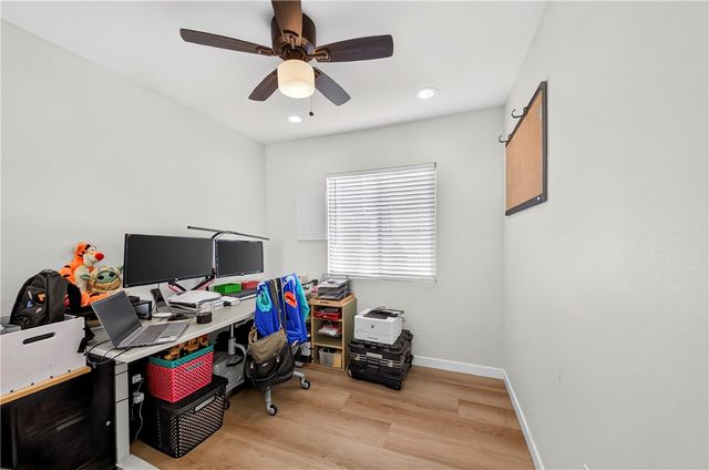 2027 W 75th, Los Angeles, CA 90047