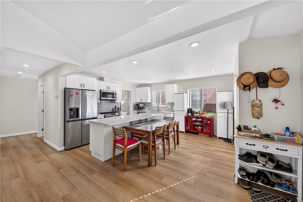 2027 W 75th, Los Angeles, CA 90047 — photo 3