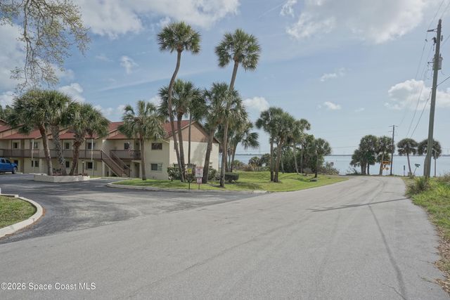 3225 Kirkland Road NE, Palm Bay, FL 32905