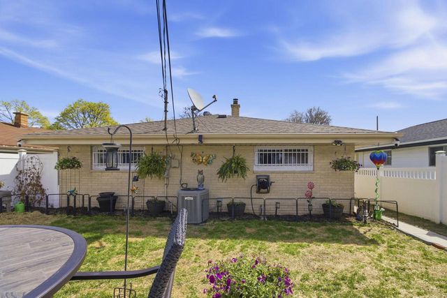 5707 72nd STREET, Milwaukee, WI 53218