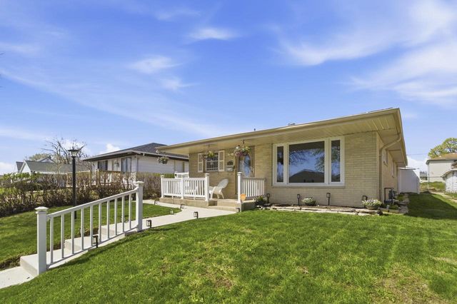 5707 72nd STREET, Milwaukee, WI 53218
