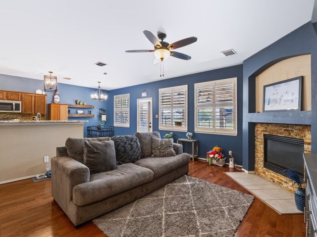 10518 Woodlands Trail, Rowlett, TX 75089