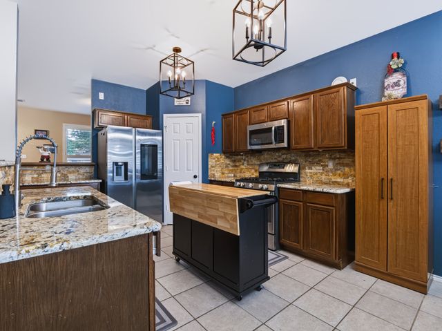 10518 Woodlands Trail, Rowlett, TX 75089
