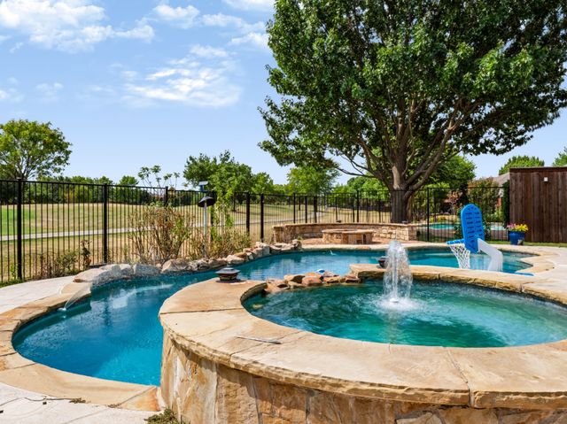 10518 Woodlands Trail, Rowlett, TX 75089