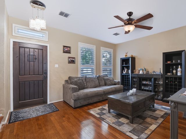 10518 Woodlands Trail, Rowlett, TX 75089
