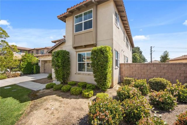 10095 Goldenrod Ct., Rancho Cucamonga, CA 91701