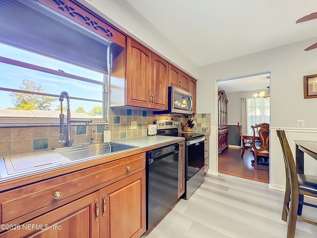 570 SARATOGA Street, Orange Park, FL 32073