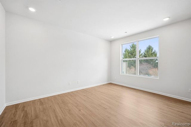 1602 Salt Springs Drive, Saline, MI 48176