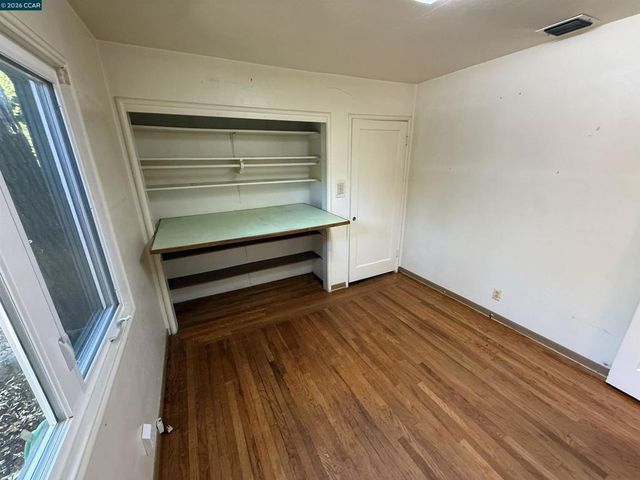 218 Wootten Dr, Walnut Creek, CA 94597