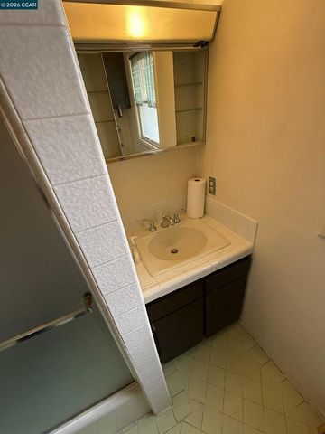 218 Wootten Dr, Walnut Creek, CA 94597