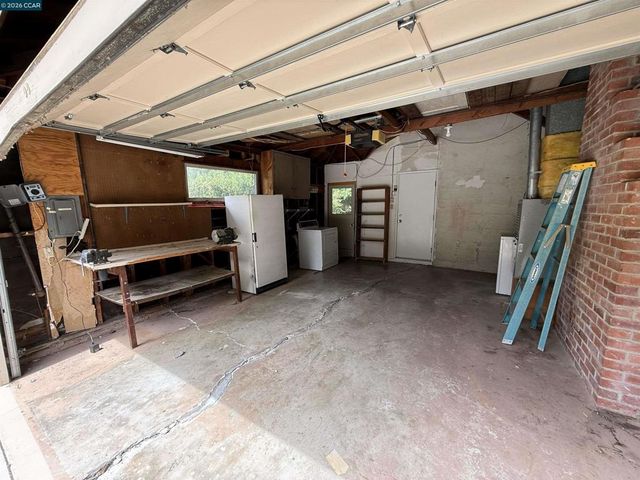 218 Wootten Dr, Walnut Creek, CA 94597