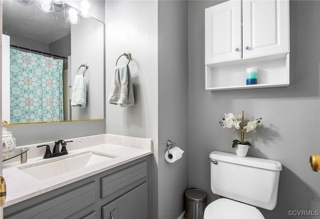 2705 Glen Point Cir, Henrico, VA 23233