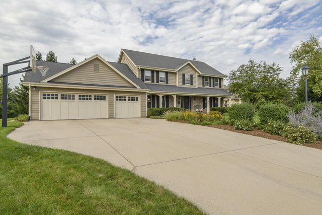 N102W15128 Raintree COURT, Germantown, WI 53022