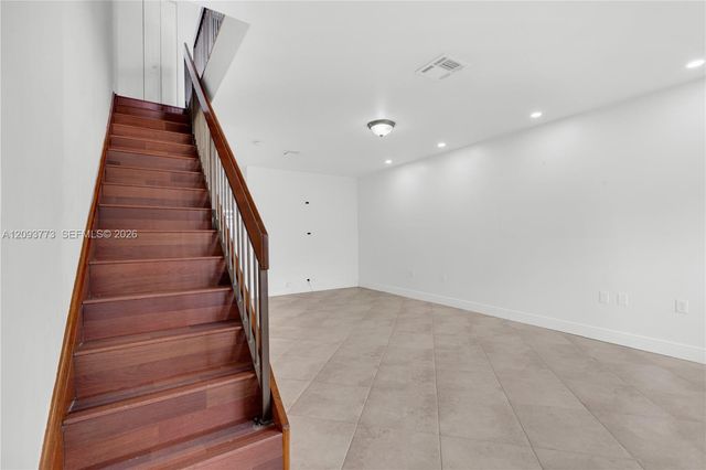 6420 SW 129th Place 202, Miami, FL 33183