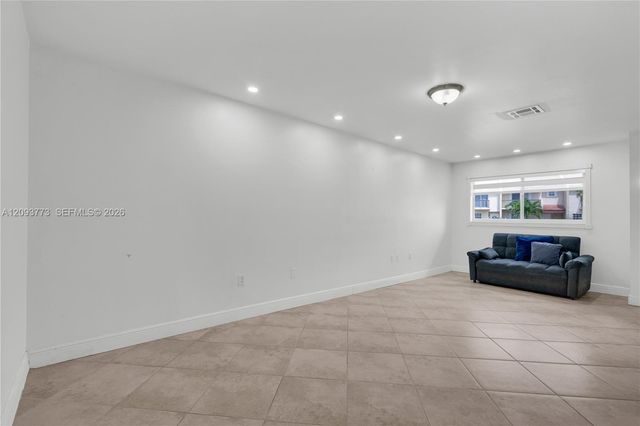 6420 SW 129th Place 202, Miami, FL 33183