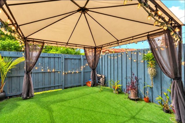 6420 SW 129th Place 202, Miami, FL 33183