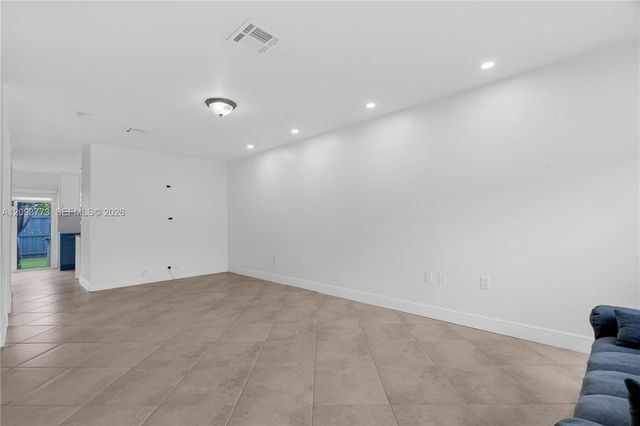 6420 SW 129th Place 202, Miami, FL 33183