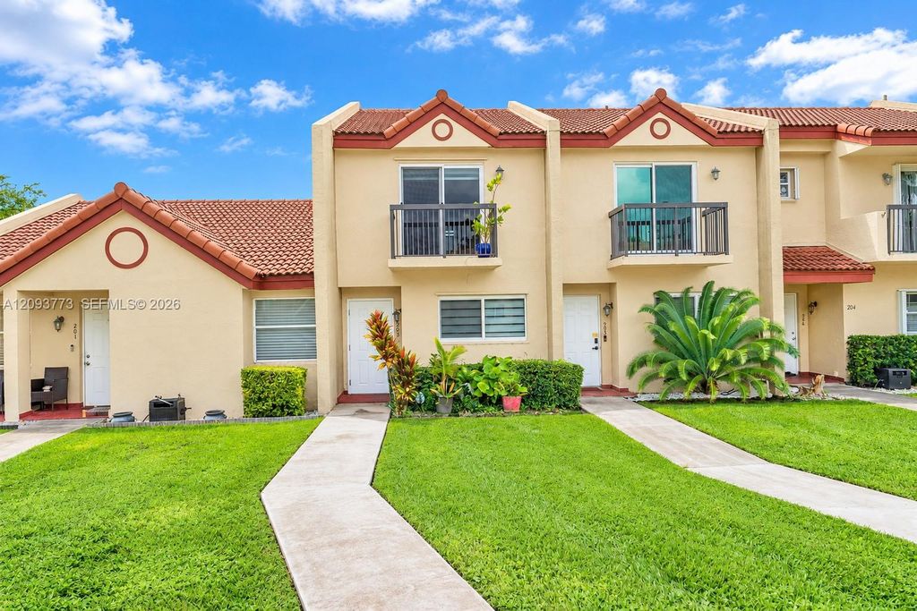 6420 SW 129th Place 202, Miami, FL 33183