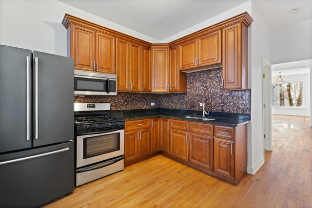 4615 S Evans Street, Chicago, IL 60653